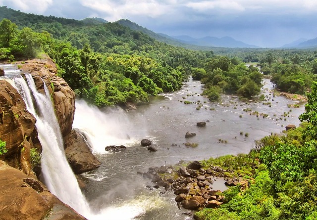 ATHIRAPALLY-FALLS